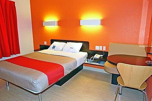 6-tucson, Az 2*