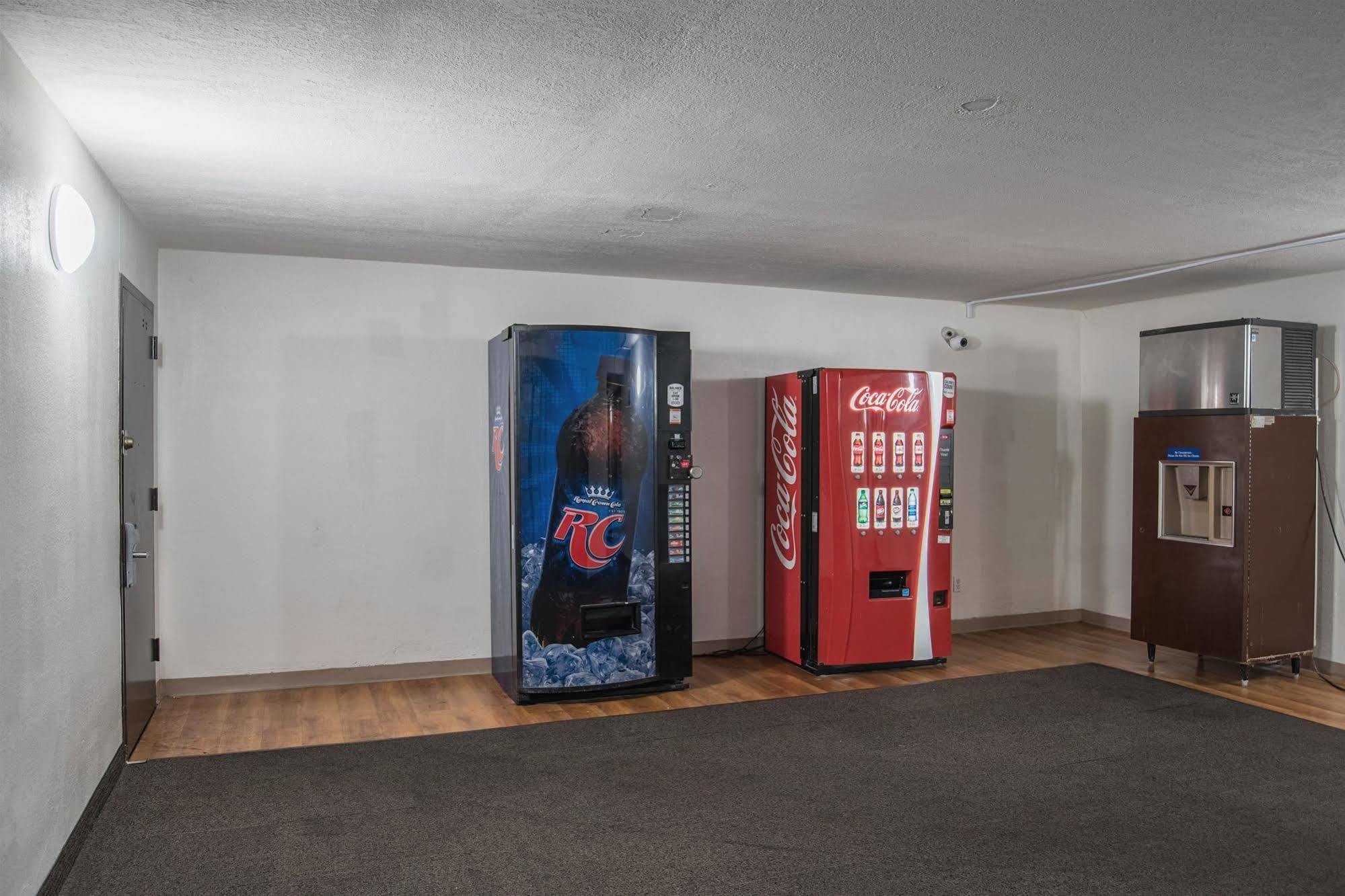 Motel 6-tucson, Az 2*