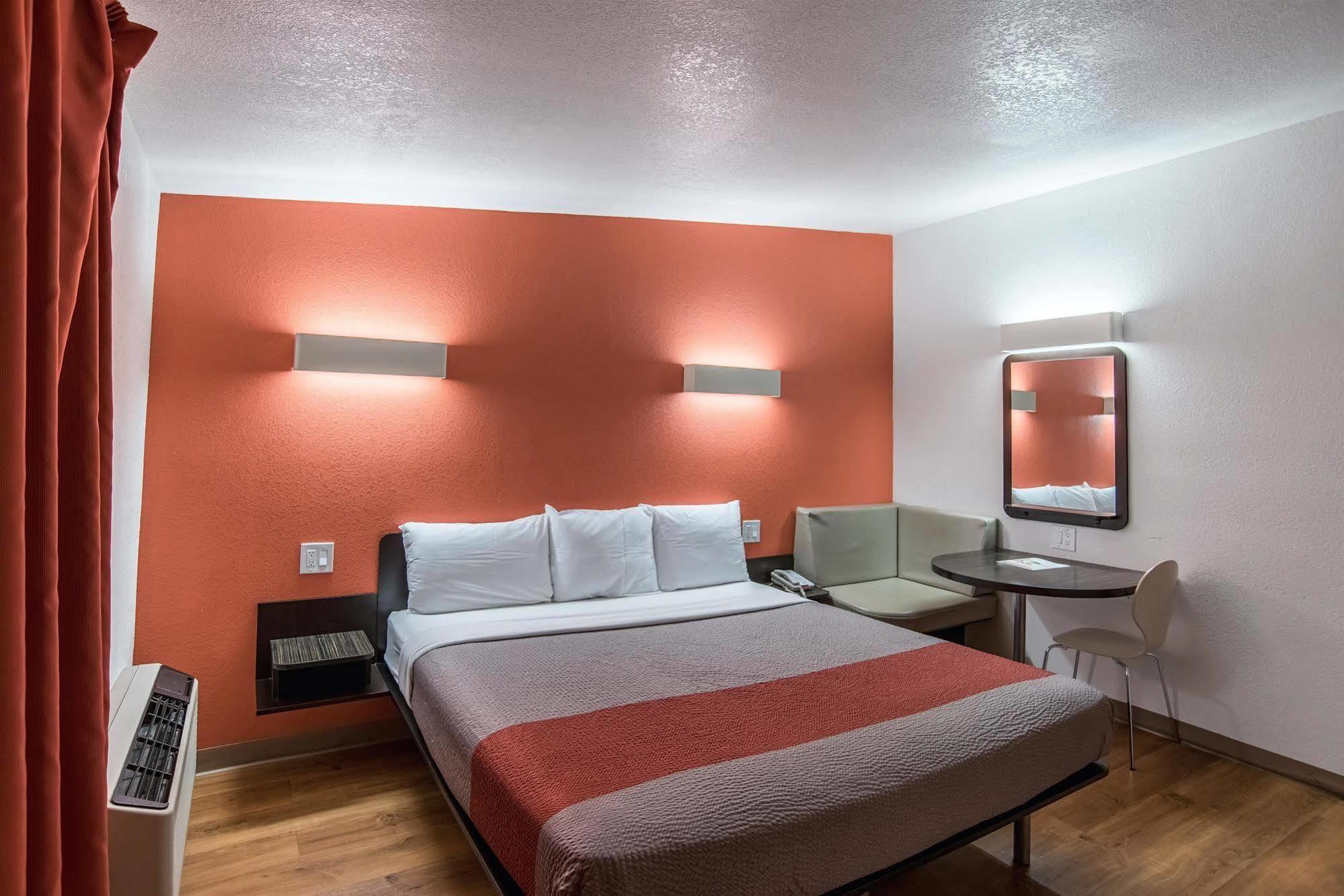 6-tucson, Az 2* Tucson