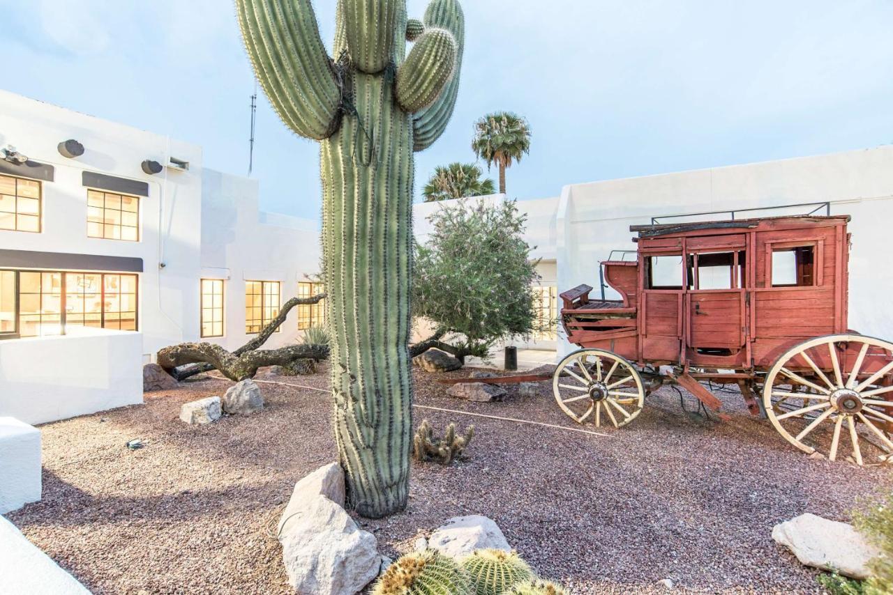 Motel 6-tucson, Az 2*